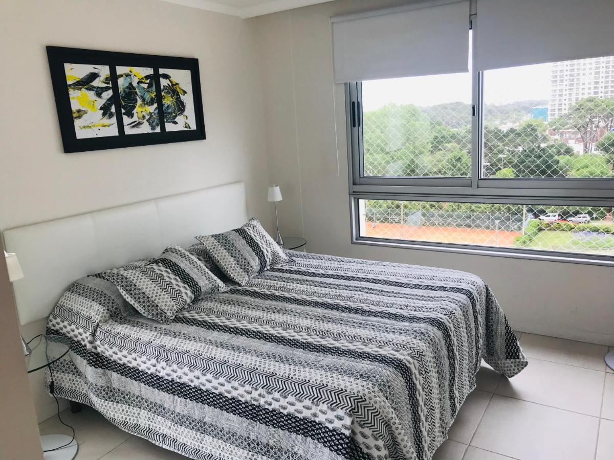 Comodo Apartamento En Torre Ocean Drive Con Todos Los Servicios Punta del Este Ngoại thất bức ảnh